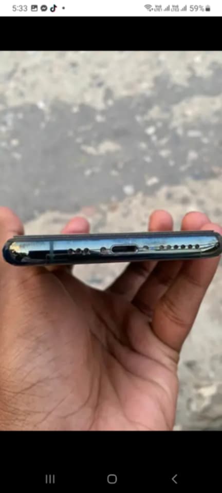 i phone 11 pro