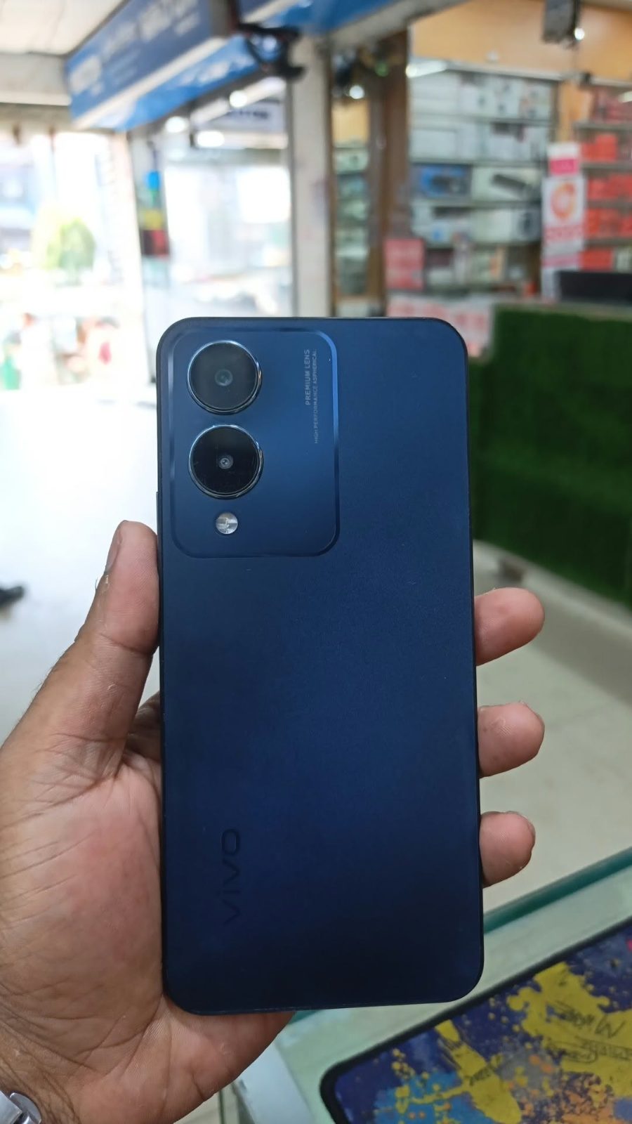 Vivo Y17s