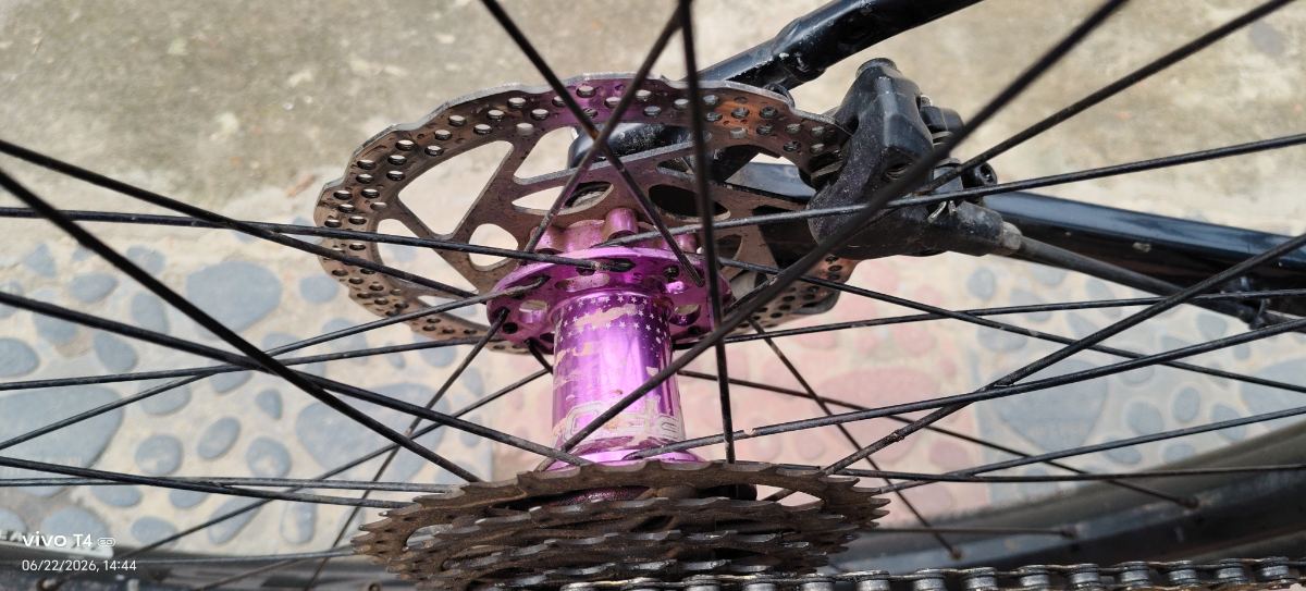 Rockrider Pro (Size 27.5)